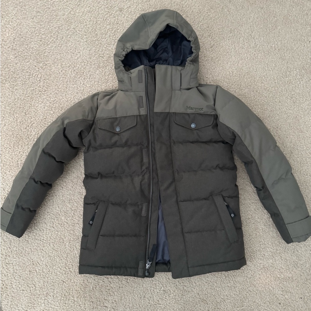 Marmot Kids' Two-Tone Puffer Jacket for winter and snow